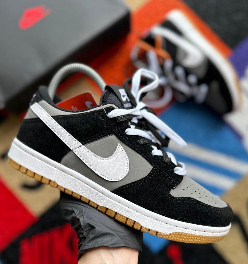 Tênis Nike Dunk Linha Premium Cinza