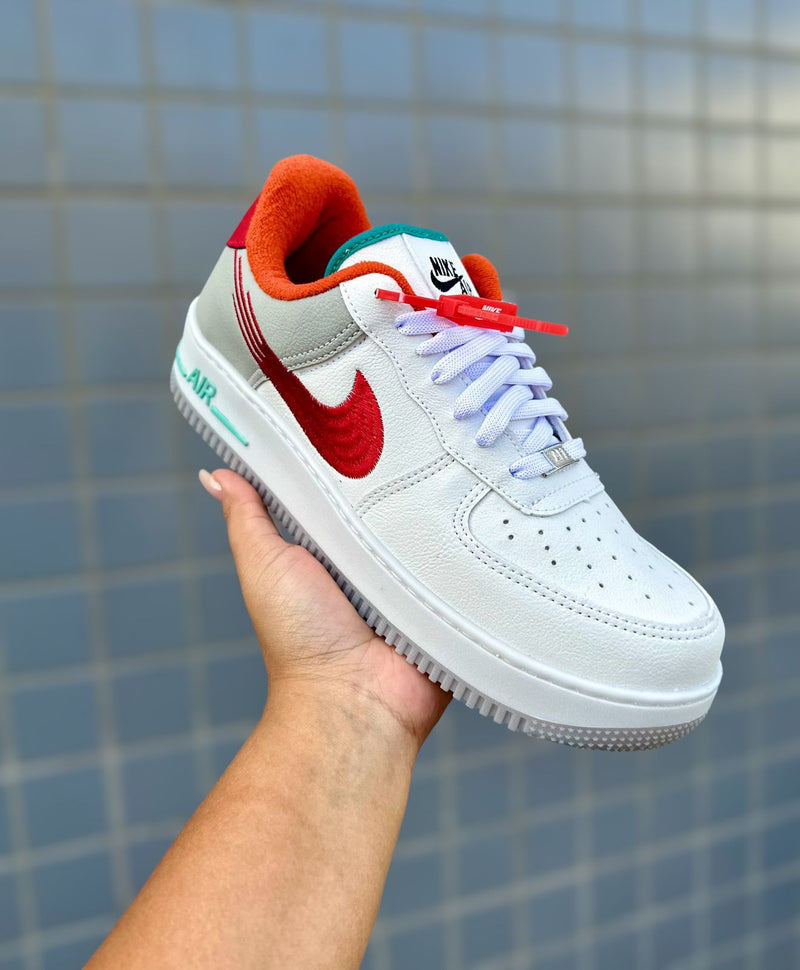 Tênis Nike Air Force Branco e Vermelho