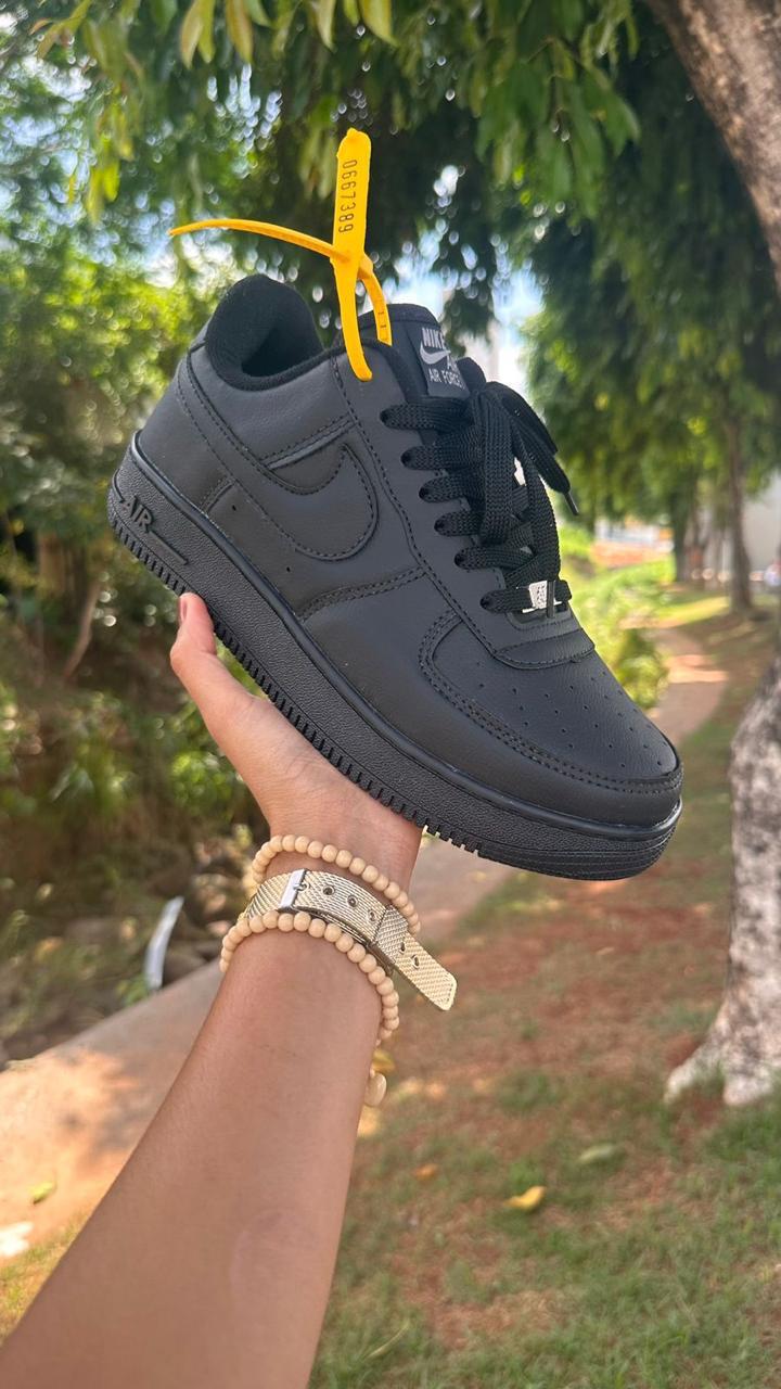 Tênis Nike Air Force Preto